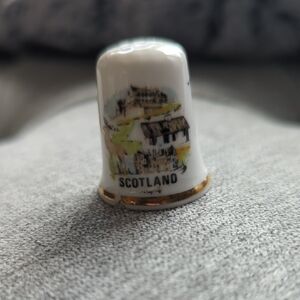 Scotland Souvenir Thimble with Scenic Design